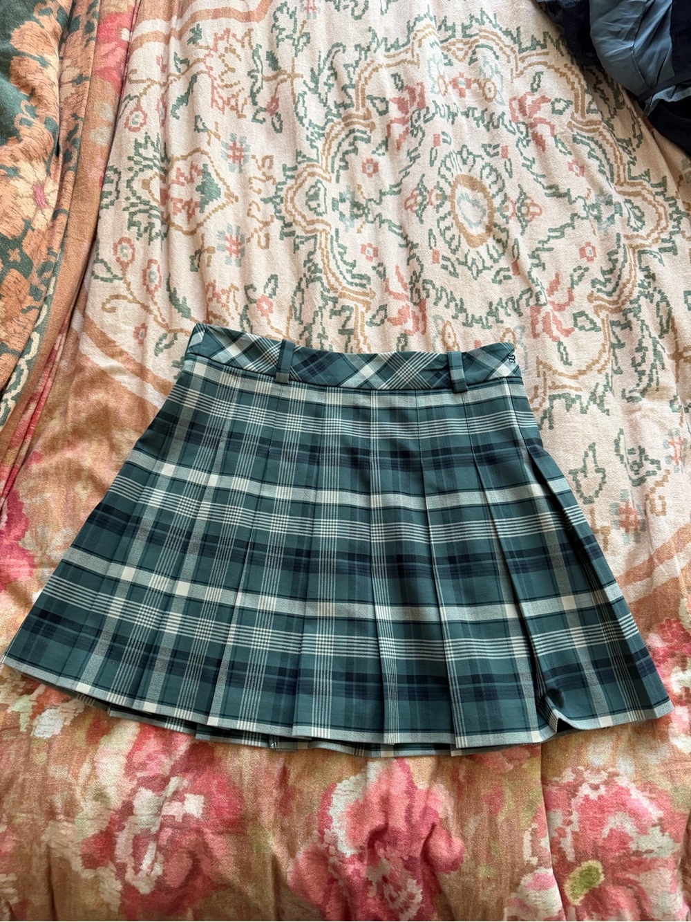 Plaid Pleated Mini Skirt in Green